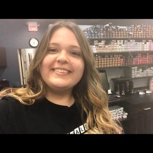 Meet your Posher, Mckenzie